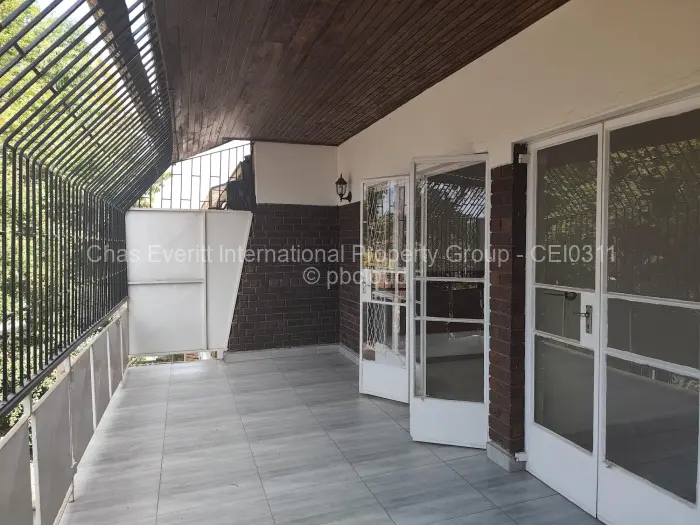 Flat/Apartment to Rent in Avondale