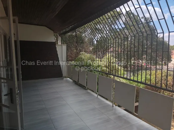 Flat/Apartment to Rent in Avondale