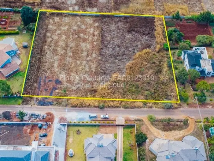 Stand for Sale in Hogerty Hill, Harare