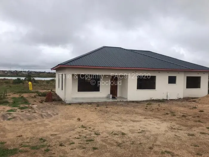 3 Bedroom House for Sale in Rockview, Harare