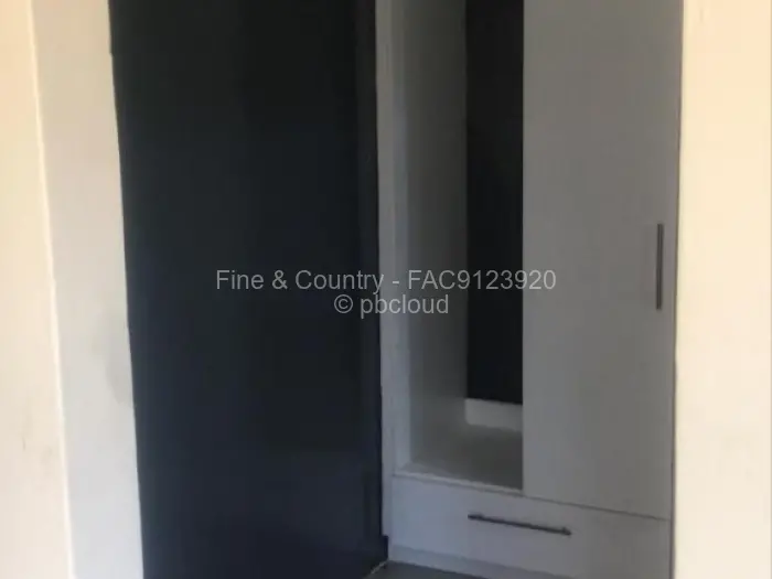 3 Bedroom House for Sale in Rockview, Harare