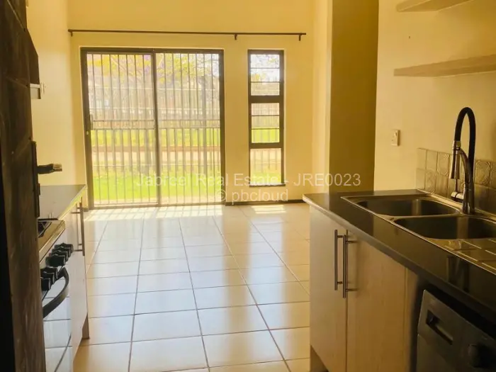 Flat/Apartment to Rent in Aspindale Park