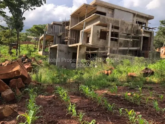 7 Bedroom House for Sale in Carrick Creagh Estate, Harare