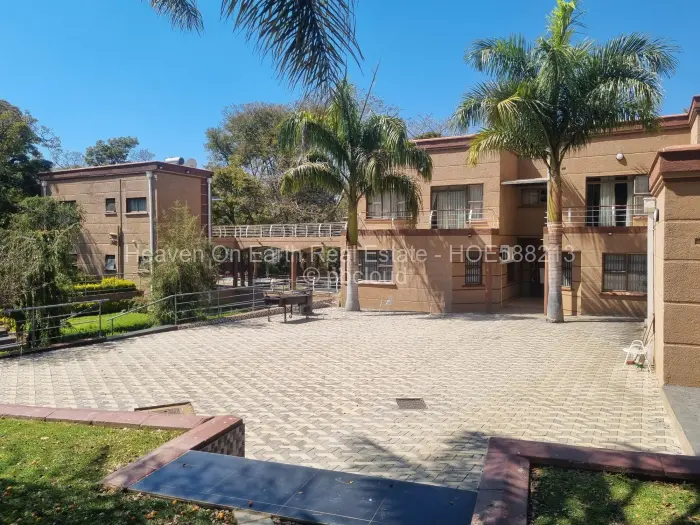 5 Bedroom House for Sale in Glen Lorne, Harare