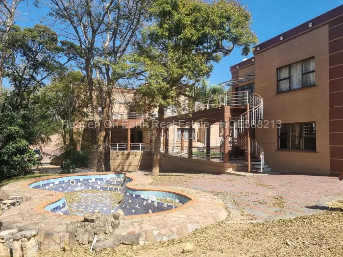5 Bedroom House for Sale in Glen Lorne, Harare