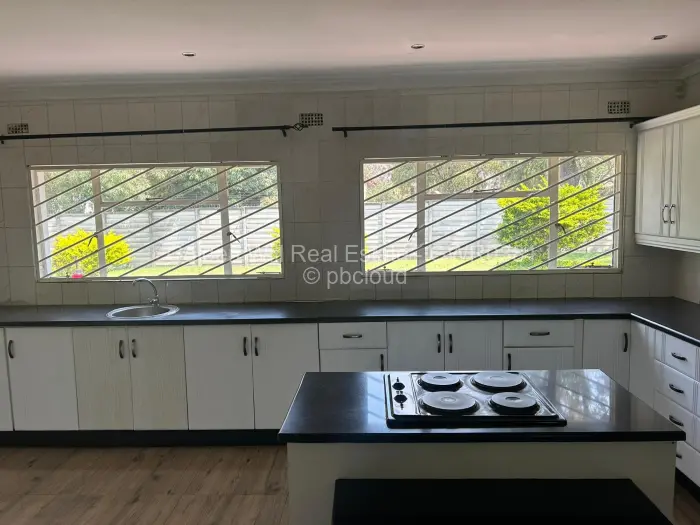 4 Bedroom House to Rent in Highlands