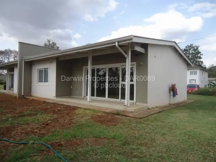 Townhouse/Cluster to Rent in Mabelreign, Harare