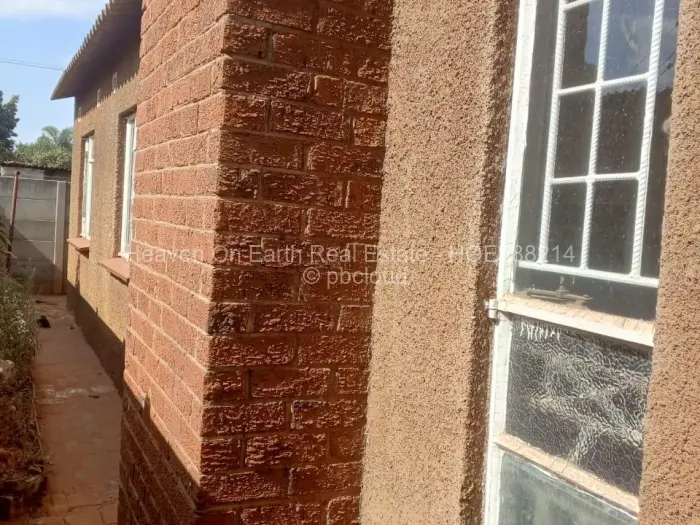 3 Bedroom House for Sale in Dzivarasekwa, Harare
