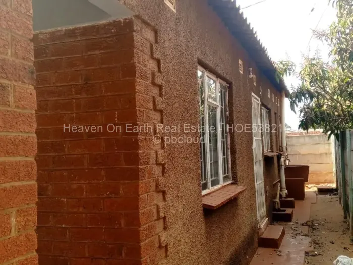 3 Bedroom House for Sale in Dzivarasekwa, Harare
