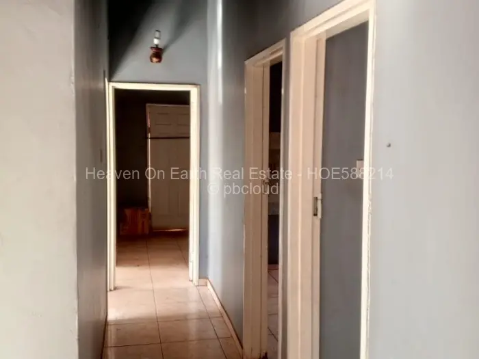 3 Bedroom House for Sale in Dzivarasekwa, Harare