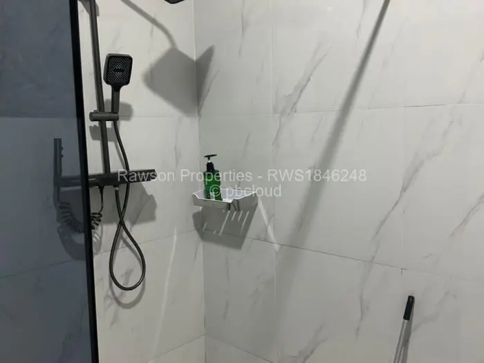 5 Bedroom House for Sale in Quinnington, Harare