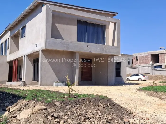 5 Bedroom House for Sale in Quinnington, Harare