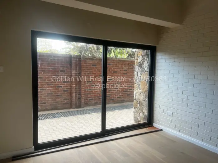 Flat/Apartment to Rent in Avondale