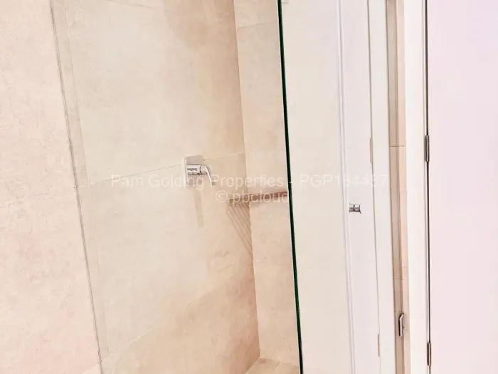 Flat/Apartment to Rent in Borrowdale