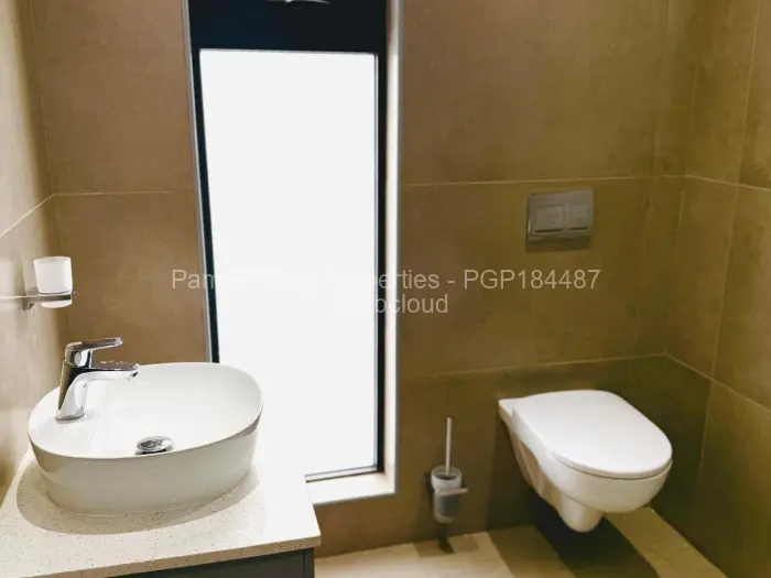 Flat/Apartment to Rent in Borrowdale