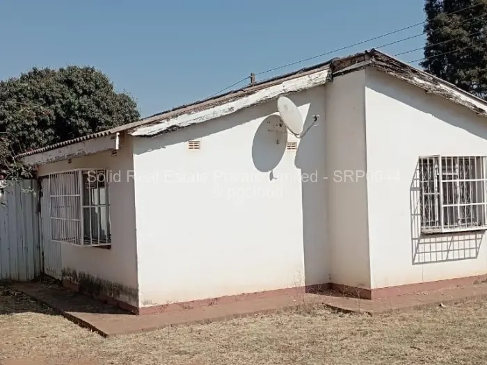 2 Bedroom Cottage/Garden Flat to Rent in Marimba Park, Harare