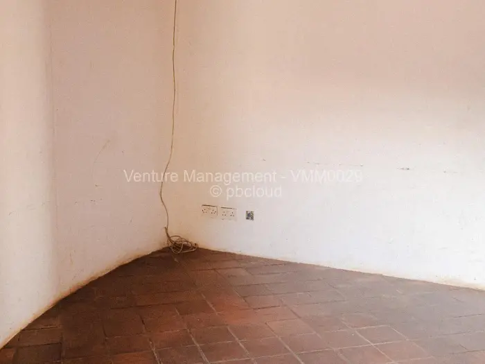 Warehouse/Industrial to Rent in Vainona, Harare