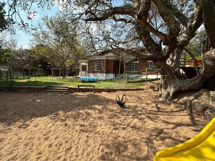 4 Bedroom House for Sale in Hillside Byo, Bulawayo