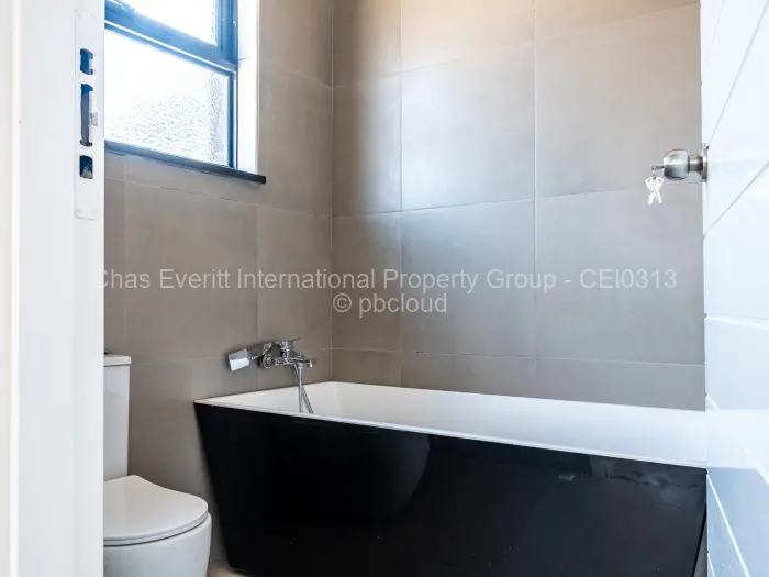 Townhouse/Complex/Cluster to Rent in Arlington