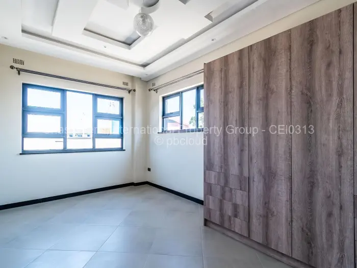 Townhouse/Complex/Cluster to Rent in Arlington