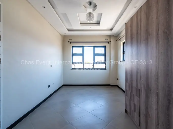 Townhouse/Complex/Cluster to Rent in Arlington