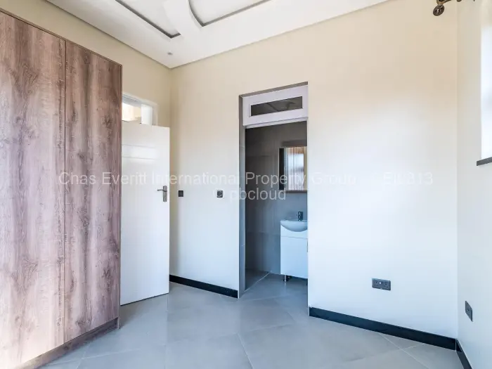 Townhouse/Complex/Cluster to Rent in Arlington