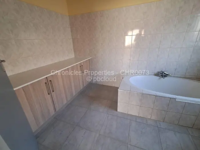 4 Bedroom House to Rent in Damofalls, Damofalls