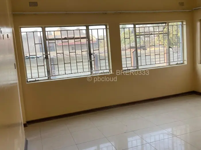 4 Bedroom House to Rent in Waterfalls