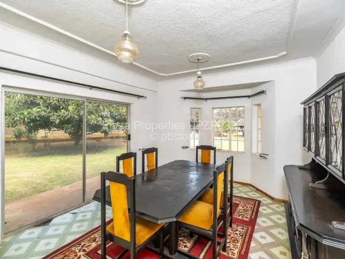 6 Bedroom House to Rent in Borrowdale West, Harare