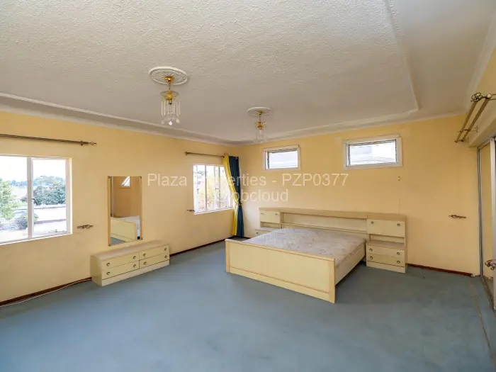 6 Bedroom House to Rent in Borrowdale West, Harare
