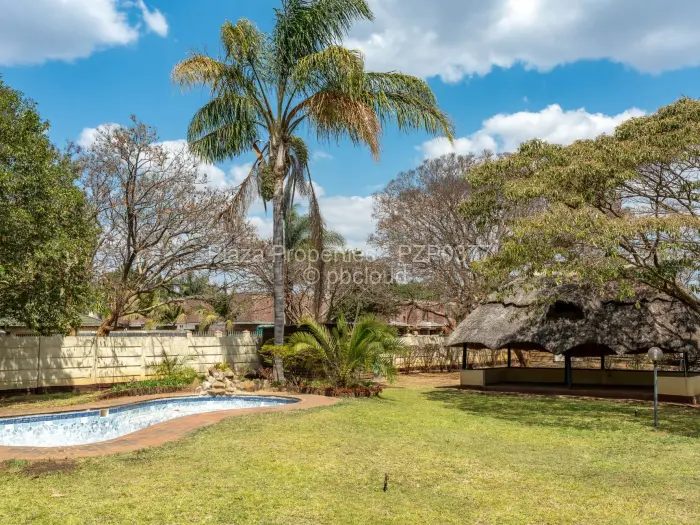 6 Bedroom House to Rent in Borrowdale West, Harare