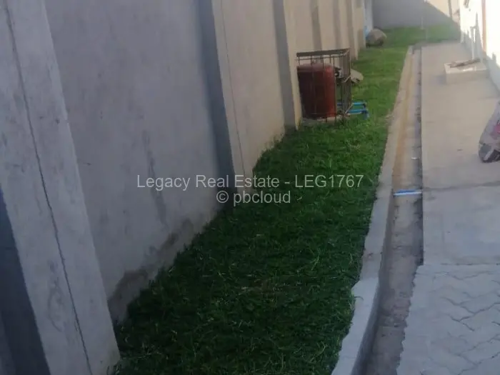 3 Bedroom House to Rent in Zimre Park