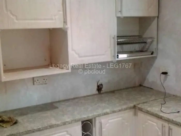 3 Bedroom House to Rent in Zimre Park