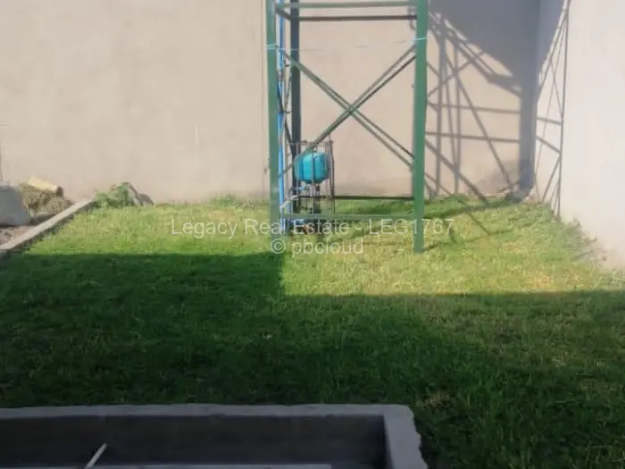 3 Bedroom House to Rent in Zimre Park