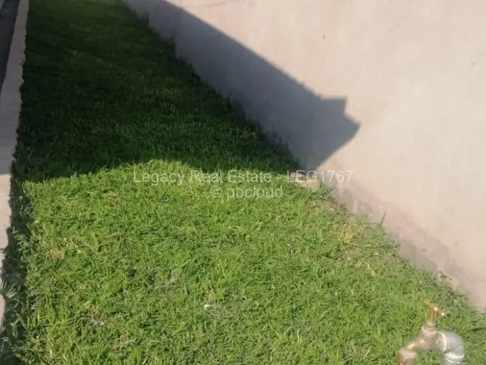 3 Bedroom House to Rent in Zimre Park