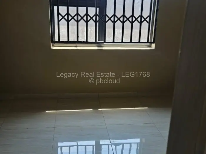 2 Bedroom House to Rent in Southlea Park, Harare