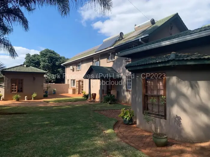 5 Bedroom House for Sale in Chisipite, Harare