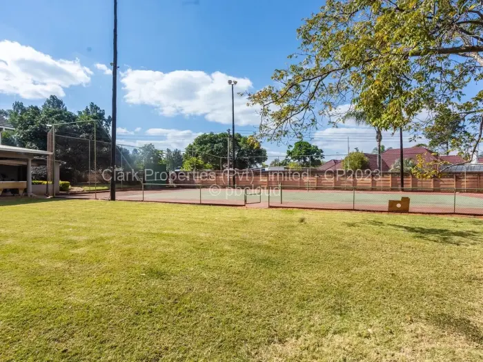 5 Bedroom House for Sale in Chisipite, Harare