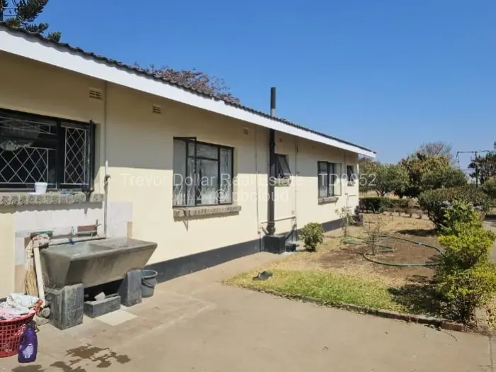 House for Sale in Daylesford, Gweru