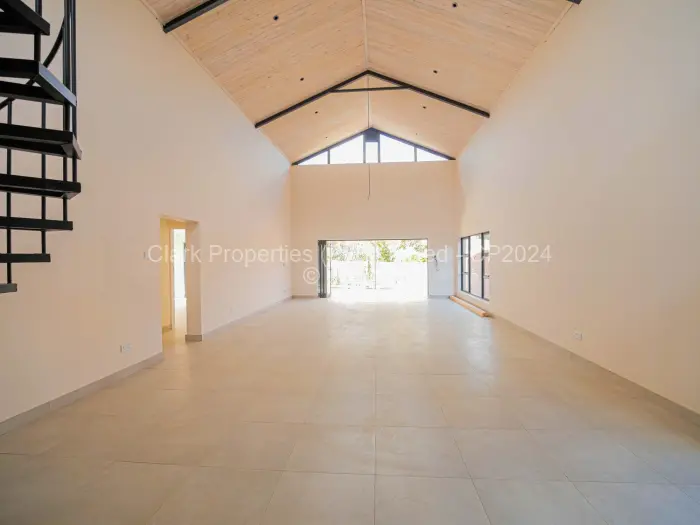 Townhouse/Cluster for Sale in Newlands, Harare