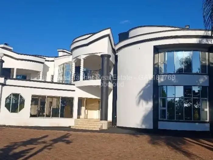 6 Bedroom House for Sale in Philadelphia, Harare