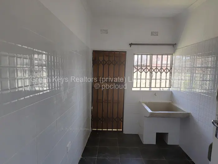 3 Bedroom House to Rent in Adylinn