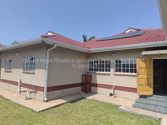 3 Bedroom House to Rent in Adylinn