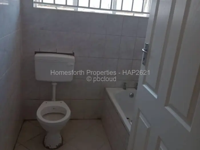 3 Bedroom House for Sale in Ruwa, Ruwa