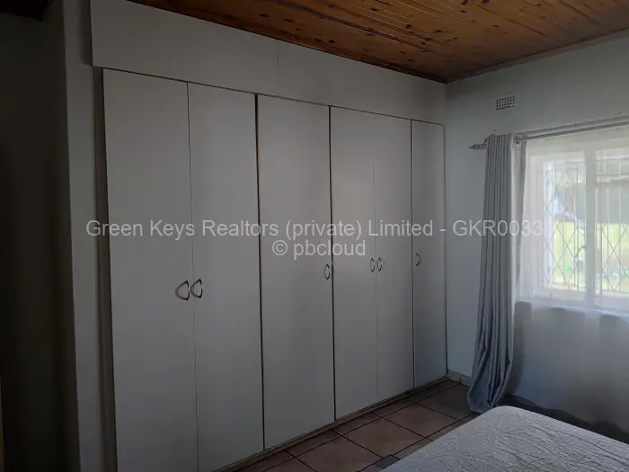Commercial Property to Rent in Hillside