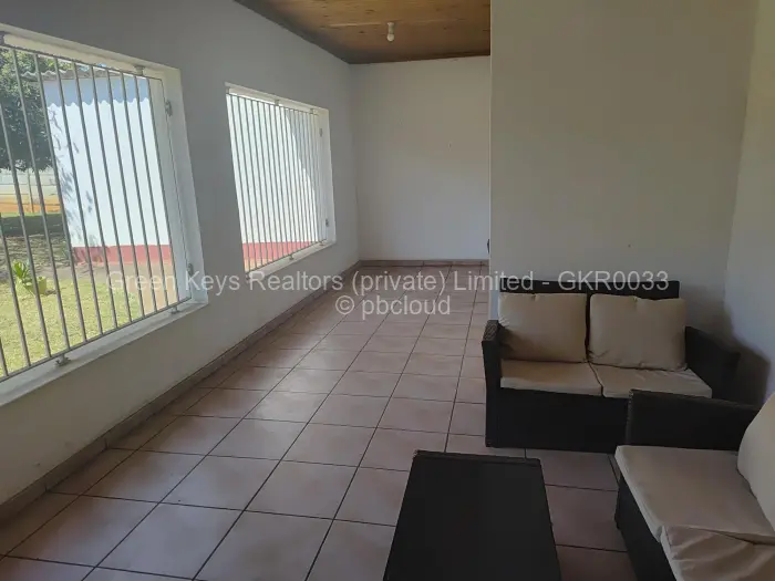 Commercial Property to Rent in Hillside