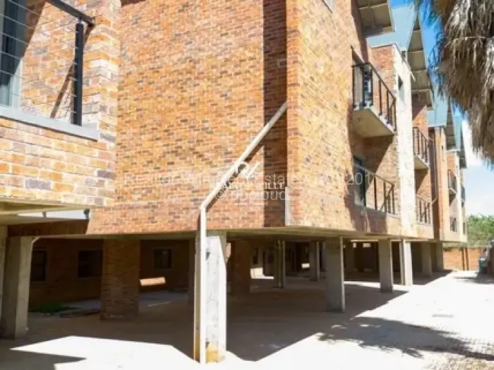 Flat/Apartment to Rent in Avondale