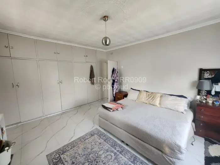 4 Bedroom House to Rent in Chisipite