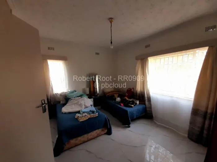 4 Bedroom House to Rent in Chisipite