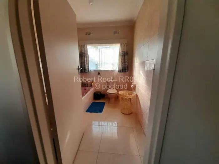 4 Bedroom House to Rent in Chisipite